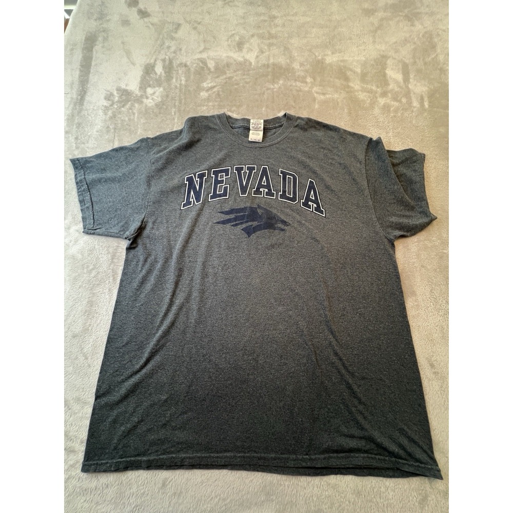 Nevada Wolf Pack Adult T Shirt XL Gray NCAA College Graphic Gildan